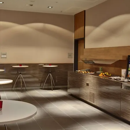 Intercityhotel Hotel