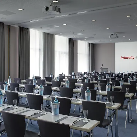 Intercityhotel 4*