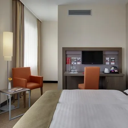 Intercityhotel Hotel